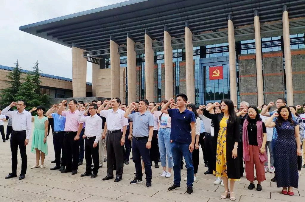 韩山师范学院纪检监察干部在浙江大学组织培训学习